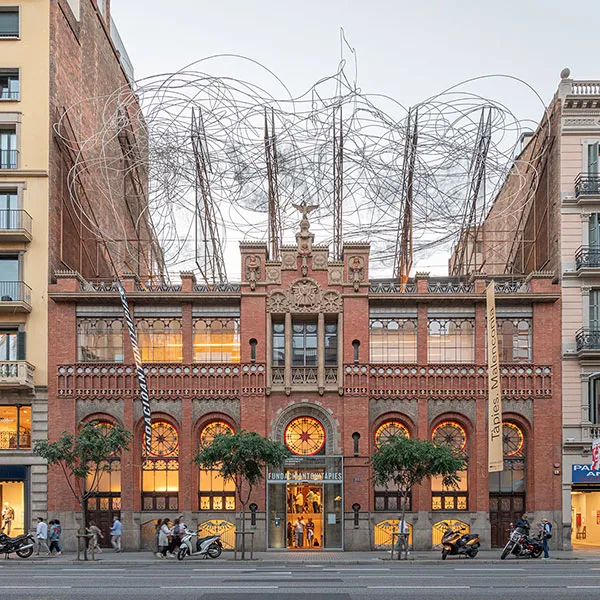 Señalización para el museo Fundació Antoni Tàpies Barcelona